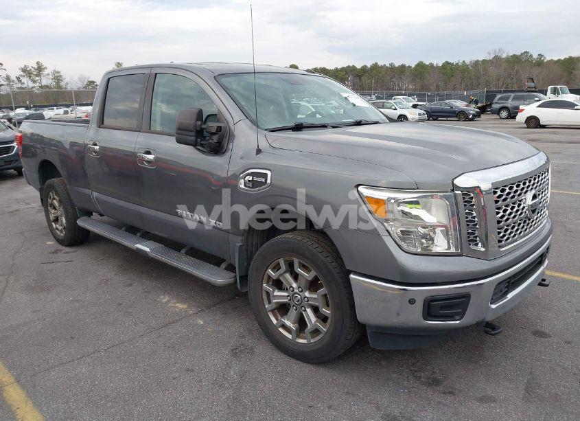 2019 Nissan Titan XD SV DIESEL (VIN 1N6BA1F47KN507177) main photo