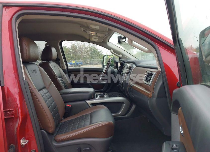 Photo 5 of 2016 Nissan Titan XD PLATINUM RESERVE DIESEL (VIN 1N6BA1F48GN507244)