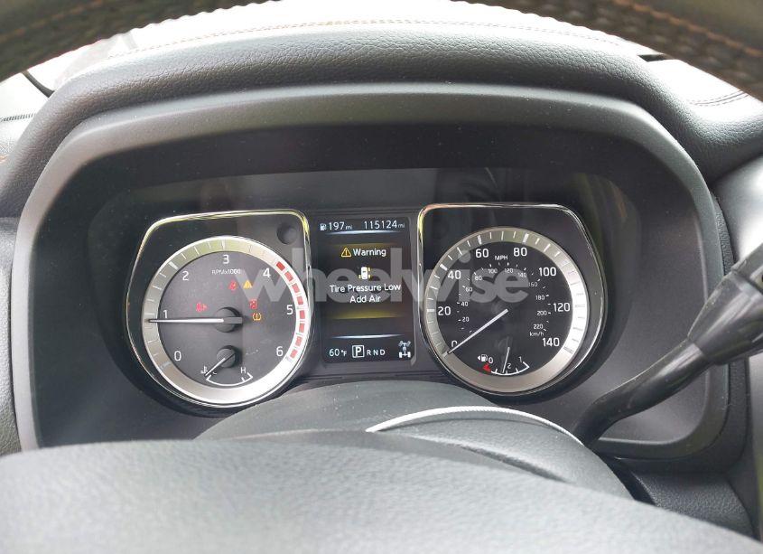 Photo 7 of 2016 Nissan Titan XD PLATINUM RESERVE DIESEL (VIN 1N6BA1F48GN507244)