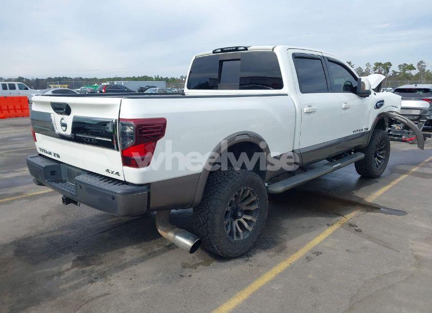 Photo 4 of 2016 Nissan Titan XD PLATINUM RESERVE DIESEL (VIN 1N6BA1F48GN514534)