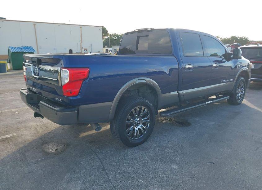 Photo 4 of 2016 Nissan Titan XD PLATINUM RESERVE DIESEL (VIN 1N6BA1F49GN502943)
