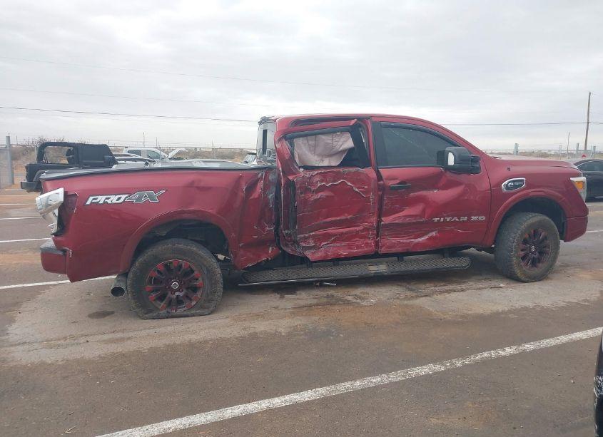 Photo 13 of 2016 Nissan Titan XD PRO-4X DIESEL (VIN 1N6BA1F49GN503820)