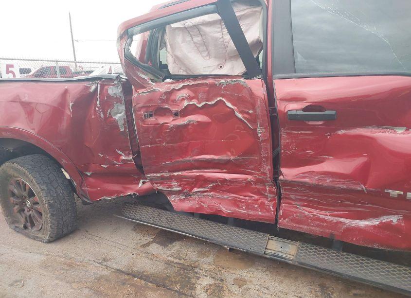 Photo 6 of 2016 Nissan Titan XD PRO-4X DIESEL (VIN 1N6BA1F49GN503820)