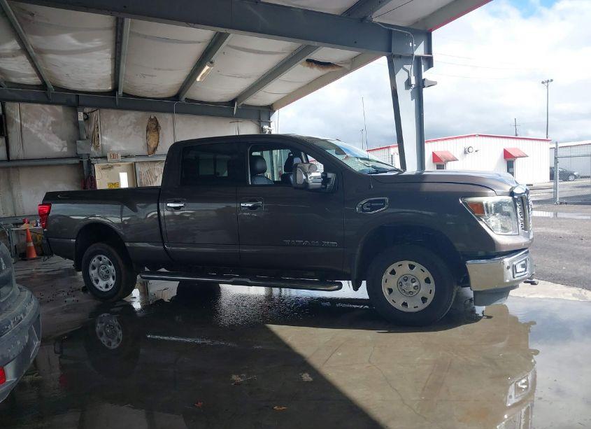 Photo 13 of 2016 Nissan Titan XD SL DIESEL (VIN 1N6BA1F49GN511707)