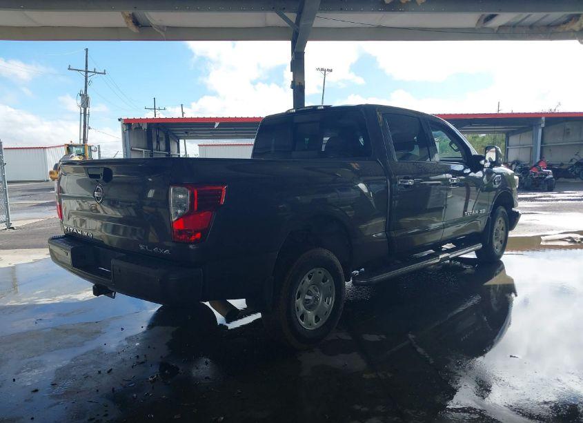 Photo 4 of 2016 Nissan Titan XD SL DIESEL (VIN 1N6BA1F49GN511707)