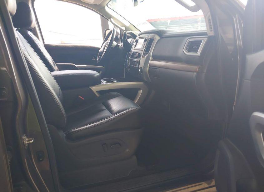 Photo 5 of 2016 Nissan Titan XD SL DIESEL (VIN 1N6BA1F49GN511707)