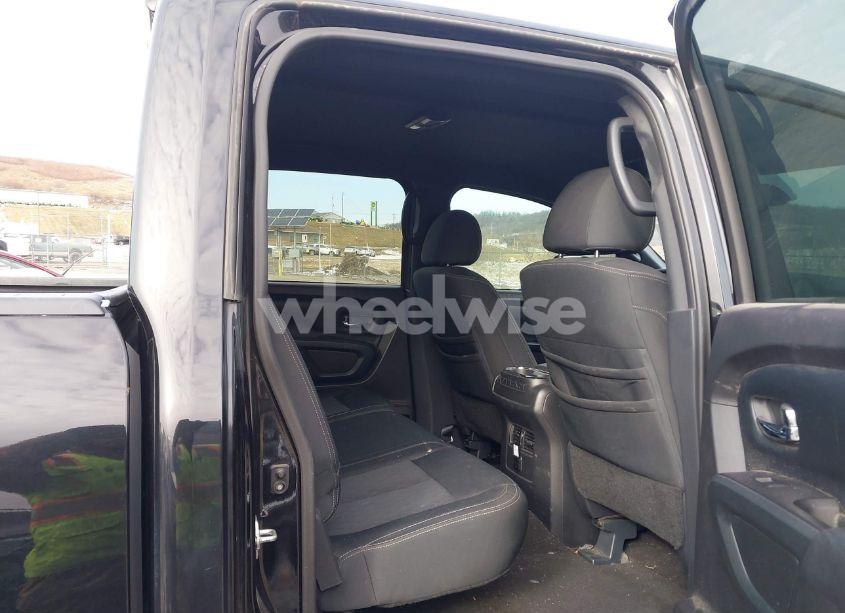 Photo 8 of 2018 Nissan Titan XD SV DIESEL (VIN 1N6BA1F49JN521838)