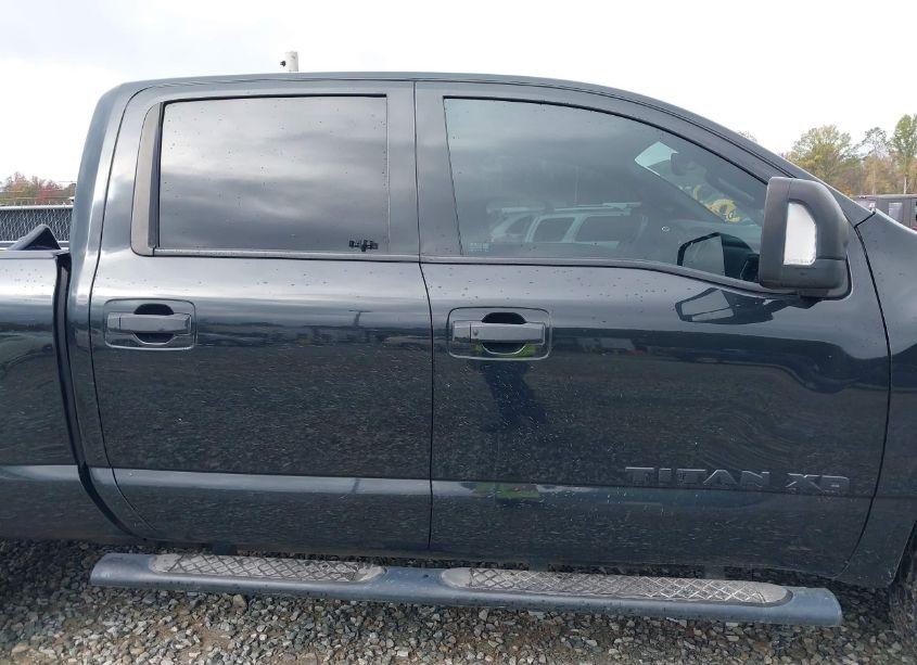 Photo 14 of 2019 Nissan Titan XD SL DIESEL (VIN 1N6BA1F49KN511912)