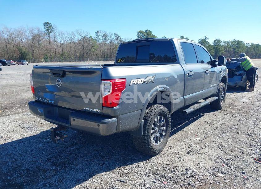 Photo 4 of 2016 Nissan Titan XD PRO-4X DIESEL (VIN 1N6BA1F4XGN517712)