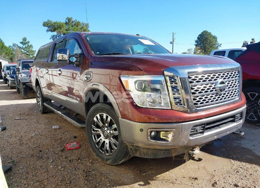 2018 Nissan Titan XD PLATINUM RESERVE DIESEL (VIN 1N6BA1F4XJN527633) main photo