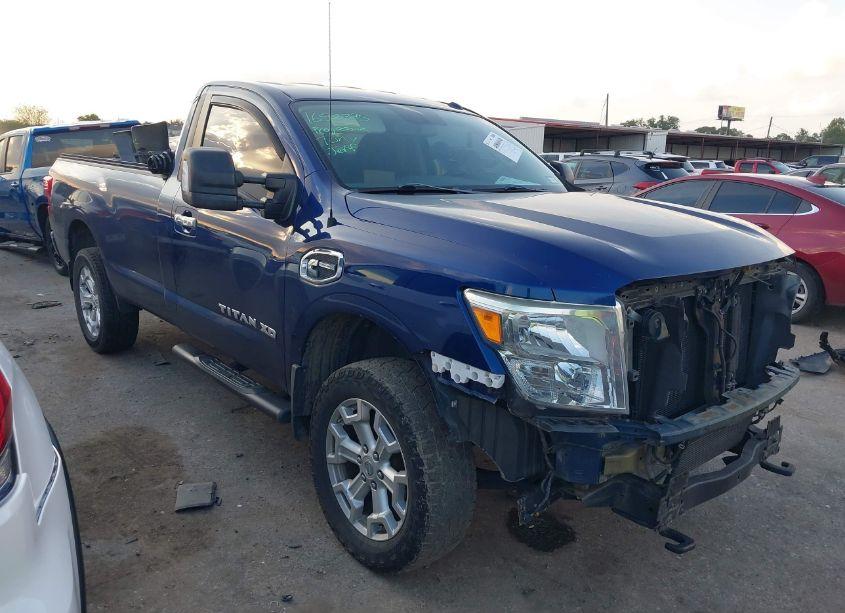 2017 Nissan Titan XD SV (VIN 1N6BA1RP4HN524646) main photo