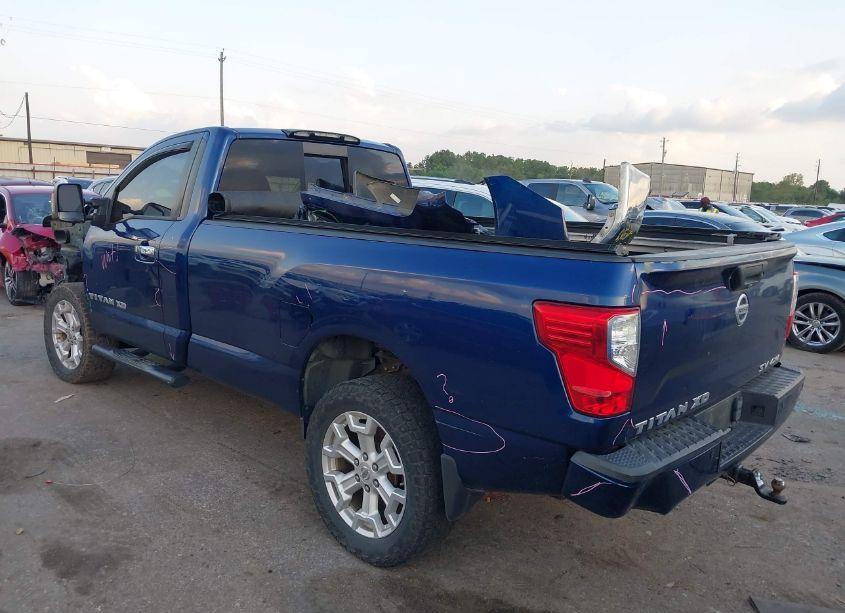 Photo 3 of 2017 Nissan Titan XD SV (VIN 1N6BA1RP4HN524646)