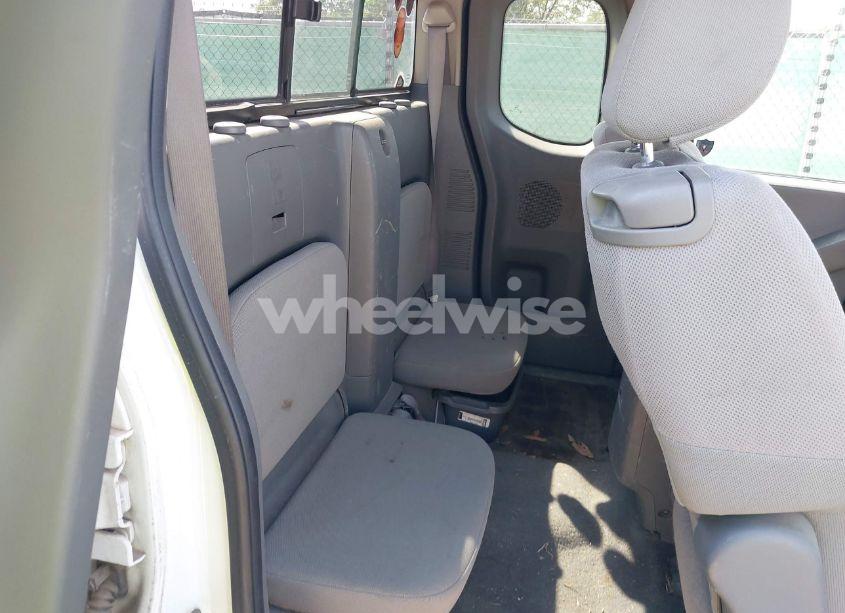 Photo 8 of 2006 Nissan Frontier XE (VIN 1N6BD06T06C433997)