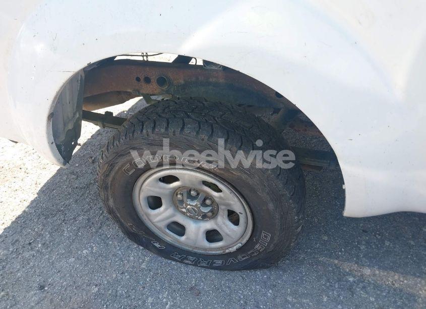 Photo 13 of 2007 Nissan Frontier XE (VIN 1N6BD06T37C449970)