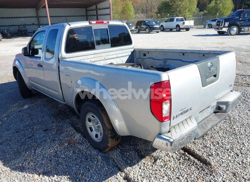 Photo 3 of 2005 Nissan Frontier XE (VIN 1N6BD06T55C447277)