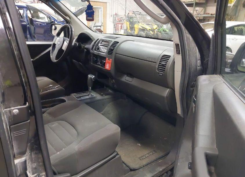 Photo 5 of 2005 Nissan Frontier XE (VIN 1N6BD06T65C431394)