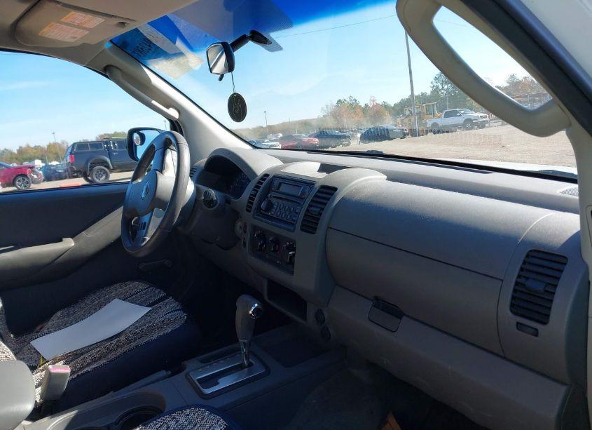 Photo 5 of 2005 Nissan Frontier XE (VIN 1N6BD06T65C439818)