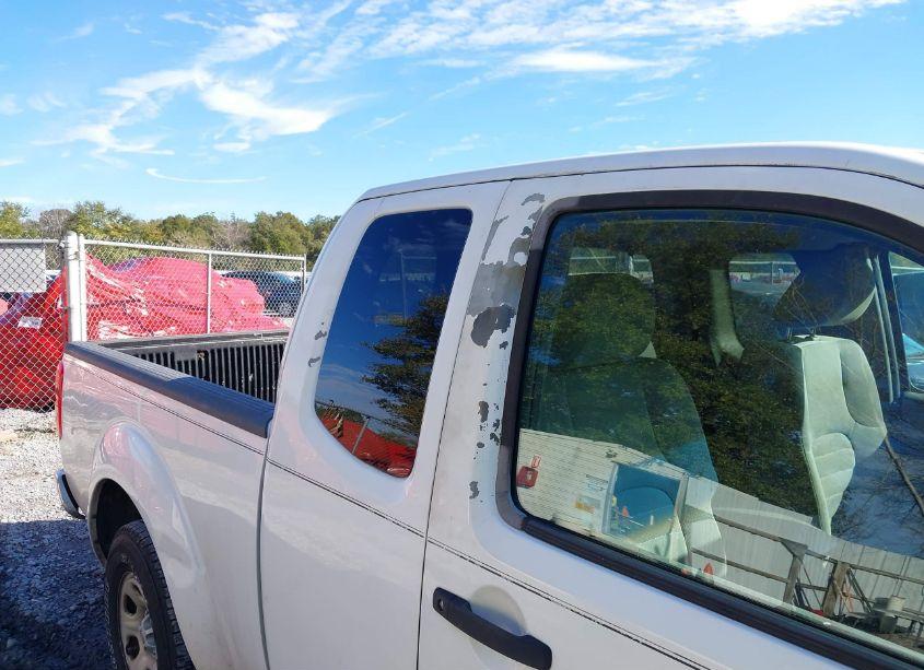 Photo 6 of 2005 Nissan Frontier XE (VIN 1N6BD06T75C424177)