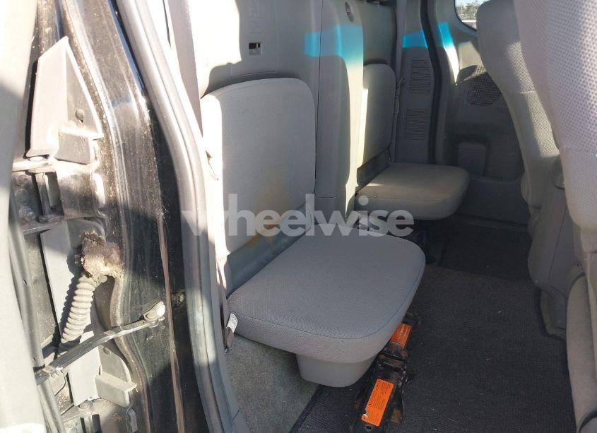 Photo 8 of 2005 Nissan Frontier XE (VIN 1N6BD06TX5C440700)