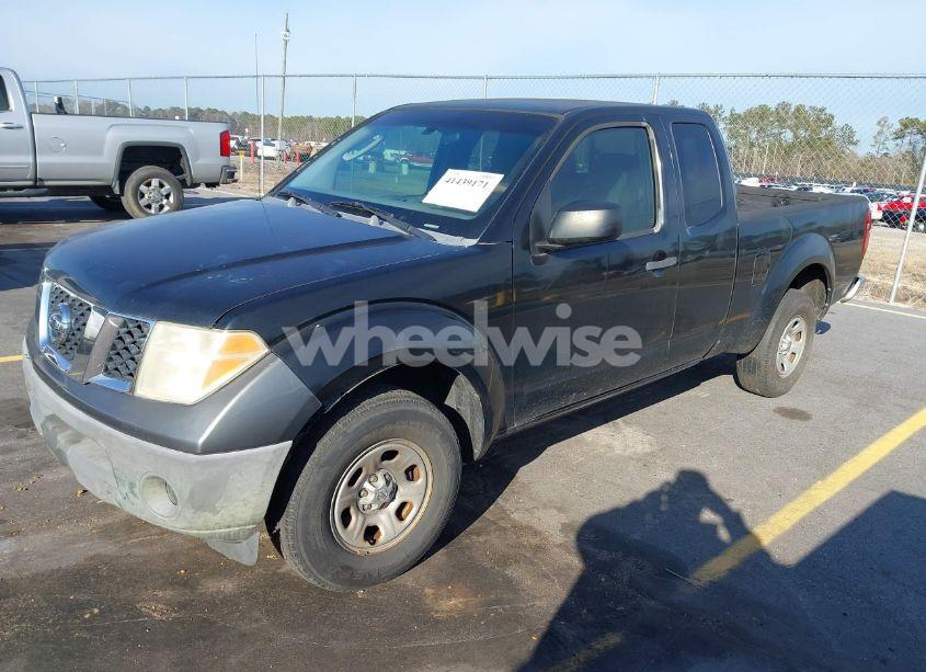 Photo 2 of 2005 Nissan Frontier XE (VIN 1N6BD06TX5C452264)