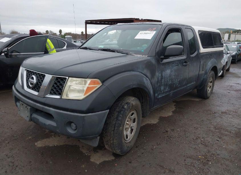 Photo 2 of 2007 Nissan Frontier XE (VIN 1N6BD06TX7C463428)