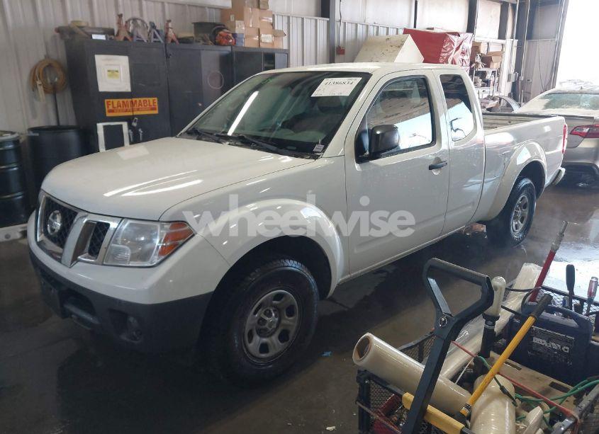 Photo 2 of 2017 Nissan Frontier S (VIN 1N6BD0CT0HN712989)