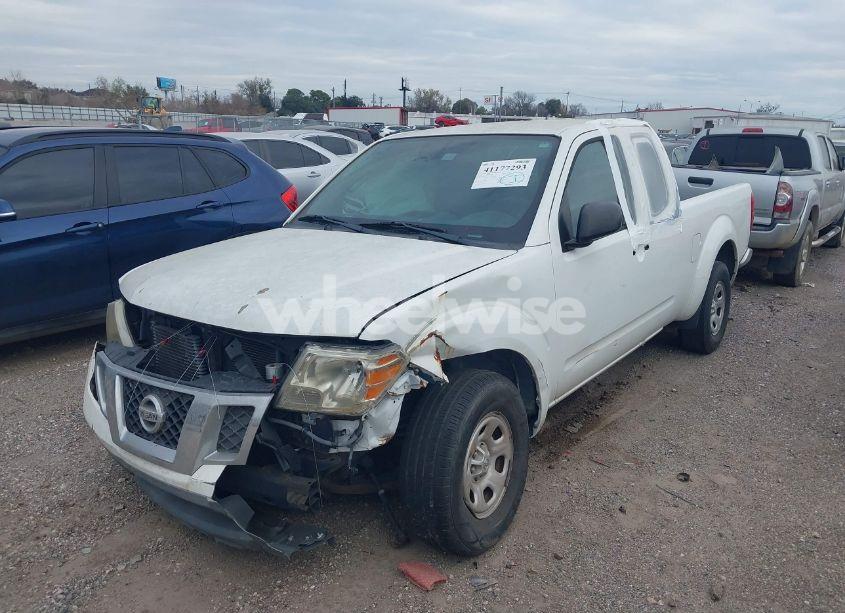Photo 2 of 2015 Nissan Frontier S/SV-I4 (VIN 1N6BD0CT1FN700458)