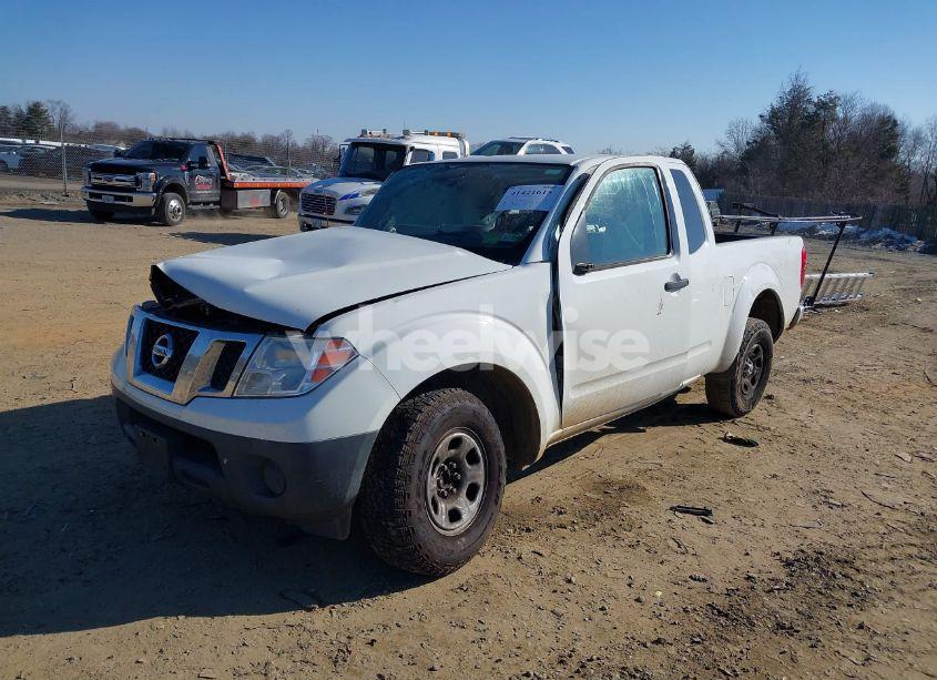 Photo 2 of 2016 Nissan Frontier S (VIN 1N6BD0CT2GN798689)