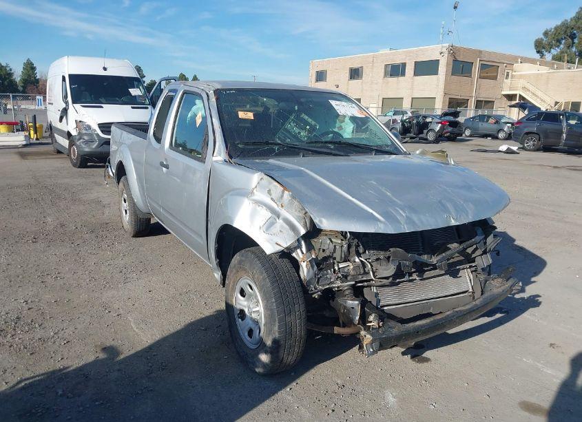 2015 Nissan Frontier S/SV-I4 (VIN 1N6BD0CT4FN707775) main photo