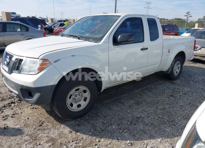 Photo 2 of 2018 Nissan Frontier S (VIN 1N6BD0CT7JN710095)