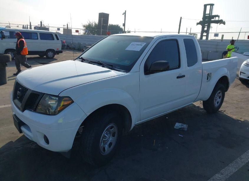 Photo 2 of 2016 Nissan Frontier S (VIN 1N6BD0CT8GN753899)