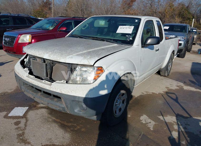 Photo 2 of 2016 Nissan Frontier S (VIN 1N6BD0CT9GN782683)