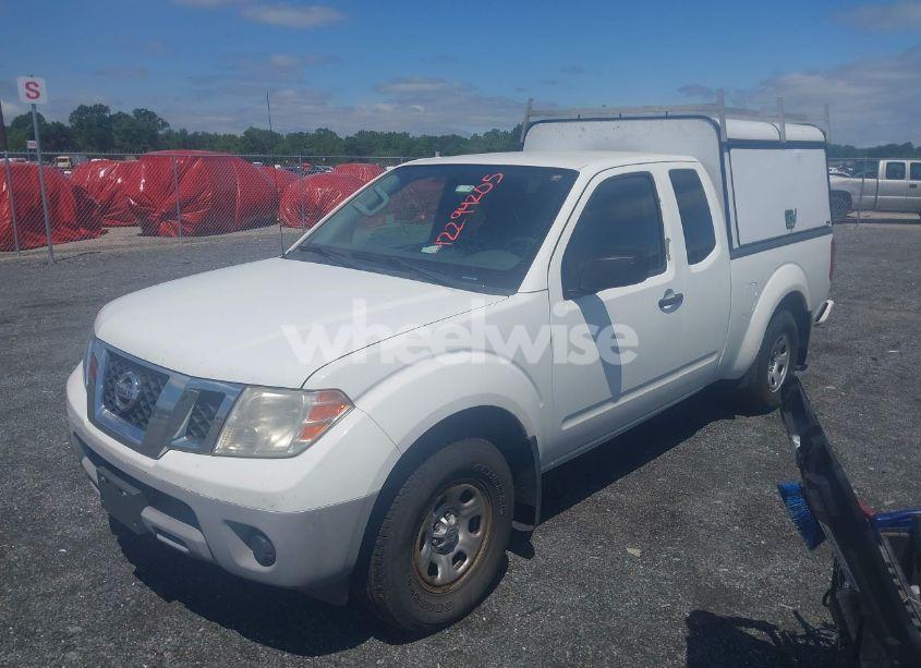 Photo 2 of 2018 Nissan Frontier S (VIN 1N6BD0CT9JN728226)