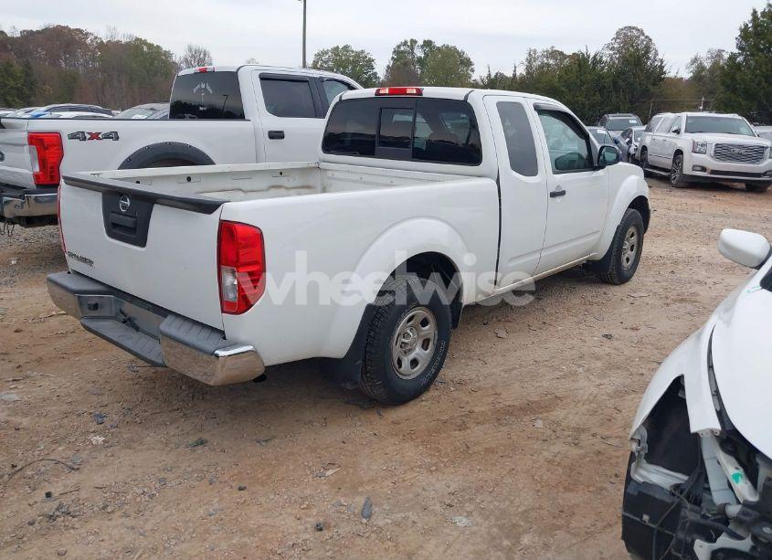 Photo 4 of 2015 Nissan Frontier S (VIN 1N6BD0CTXFN726895)