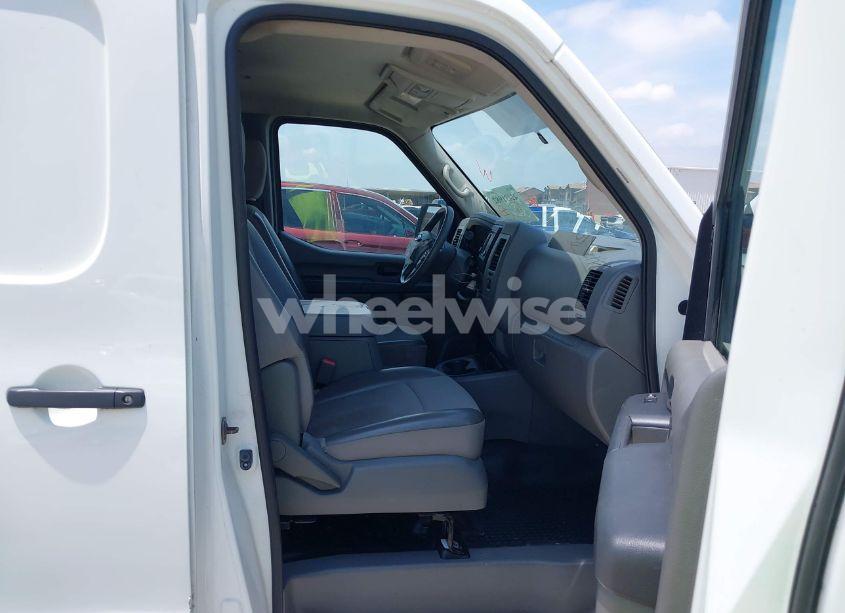 Photo 5 of 2018 Nissan Nv CARGO NV2500 HD SV V6 (VIN 1N6BF0KY1JN801581)