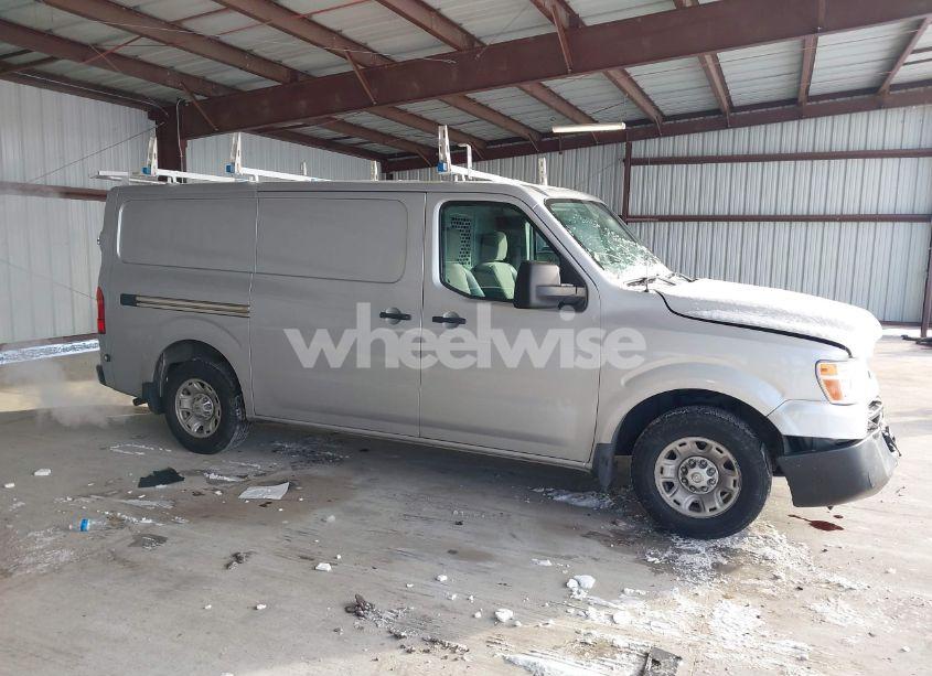 Photo 13 of 2017 Nissan Nv CARGO NV2500 HD SV V6 (VIN 1N6BF0KY2HN811370)