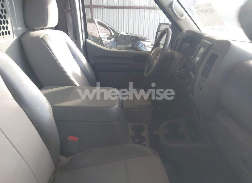 Photo 5 of 2017 Nissan Nv CARGO NV2500 HD SV V6 (VIN 1N6BF0KY2HN811370)