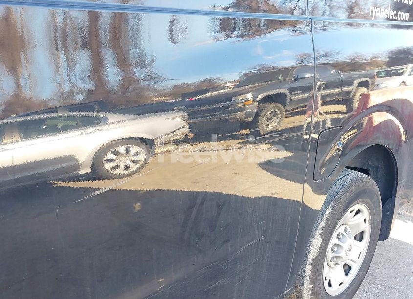 Photo 17 of 2018 Nissan Nv CARGO NV2500 HD SV V6 (VIN 1N6BF0KY6JN810843)