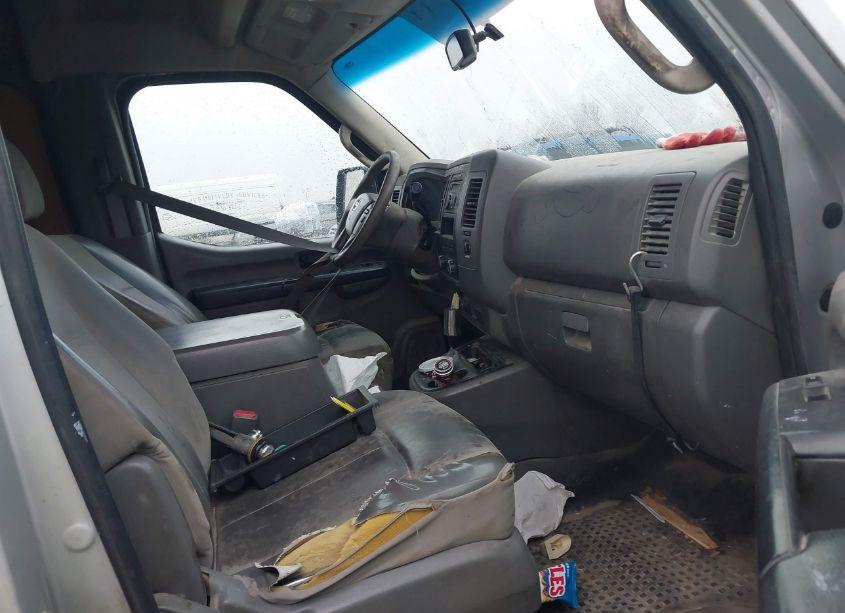 Photo 5 of 2012 Nissan Nv 2500 NV2500 HD SV V6 (VIN 1N6BF0LX9CN113675)