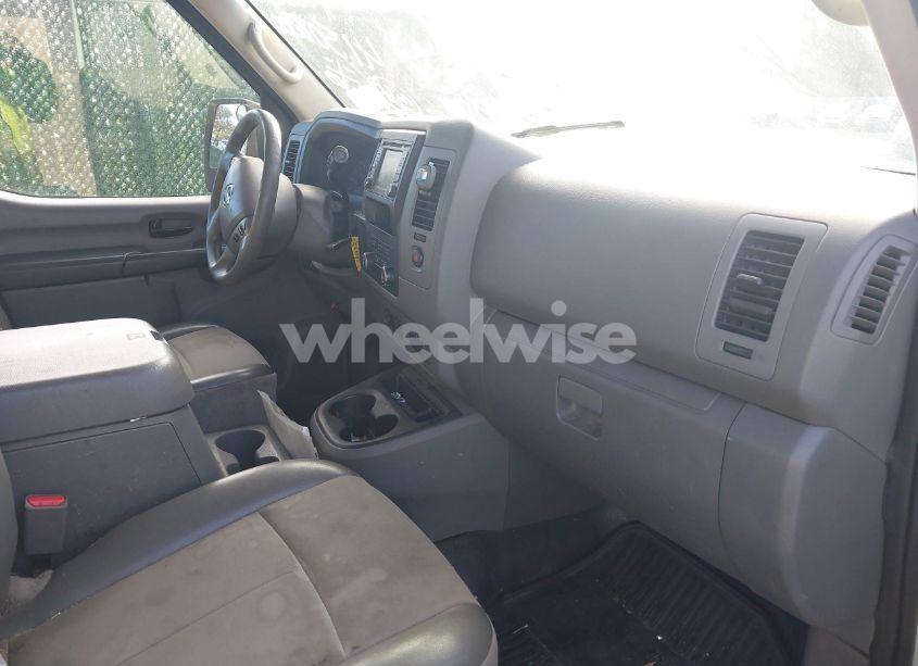 Photo 5 of 2017 Nissan Nv CARGO NV2500 HD SV V6 (VIN 1N6BF0LY4HN803950)