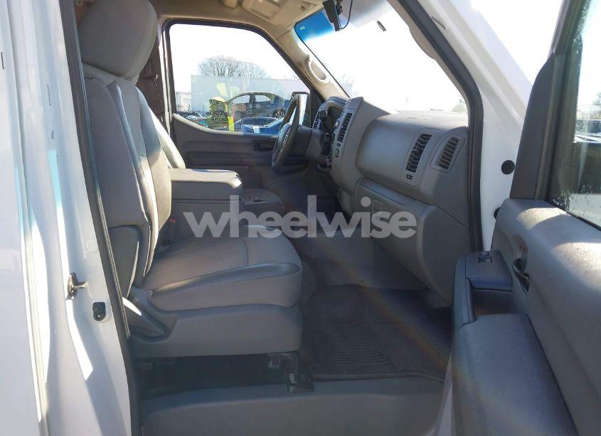 Photo 5 of 2017 Nissan Nv CARGO NV2500 HD SV V6 (VIN 1N6BF0LY7HN807877)