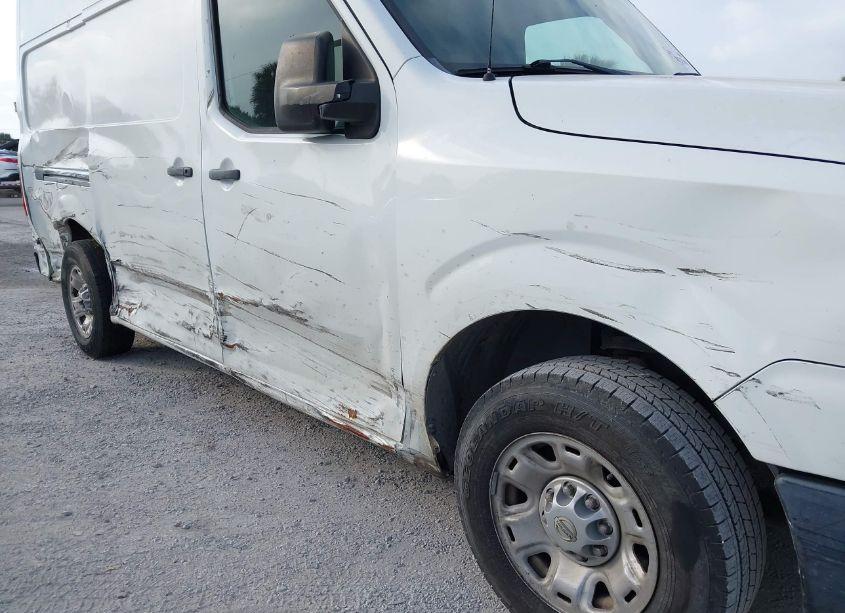 Photo 6 of 2017 Nissan Nv CARGO NV2500 HD SV V6 (VIN 1N6BF0LY7HN808382)