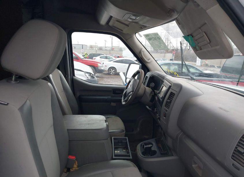 Photo 5 of 2017 Nissan Nv CARGO NV2500 HD SV V6 (VIN 1N6BF0LY8HN808794)