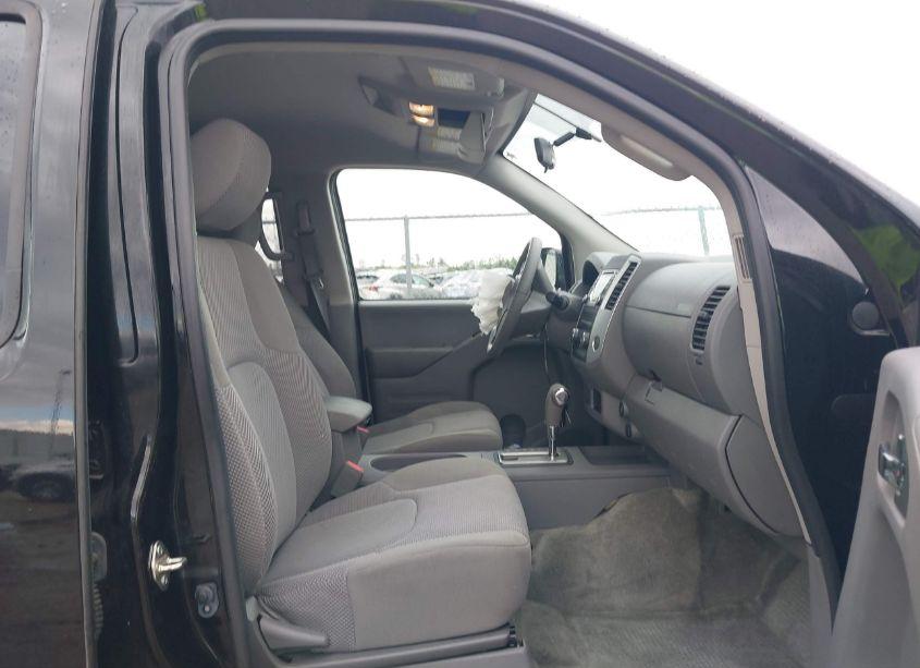 Photo 5 of 2017 Nissan Frontier SV (VIN 1N6DD0ER1HN777733)