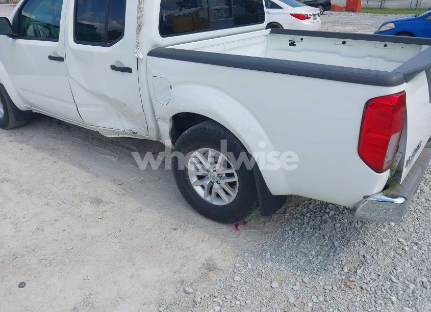 Photo 3 of 2018 Nissan Frontier SV (VIN 1N6DD0ER2JN716476)