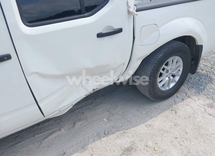 Photo 6 of 2018 Nissan Frontier SV (VIN 1N6DD0ER2JN716476)