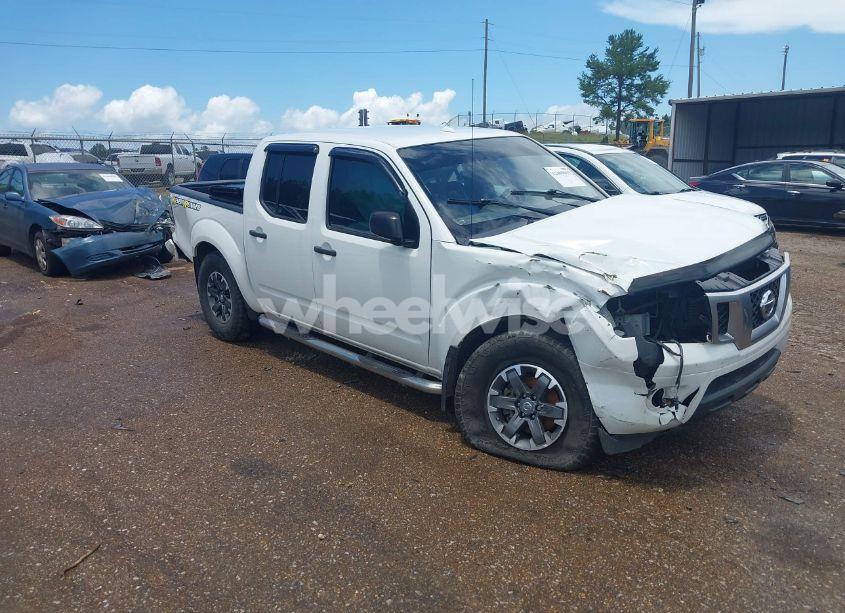 2018 Nissan Frontier DESERT RUNNER (VIN 1N6DD0ER3JN769929) main photo