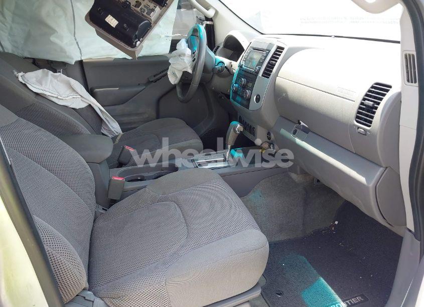 Photo 5 of 2017 Nissan Frontier SV (VIN 1N6DD0ER5HN702842)