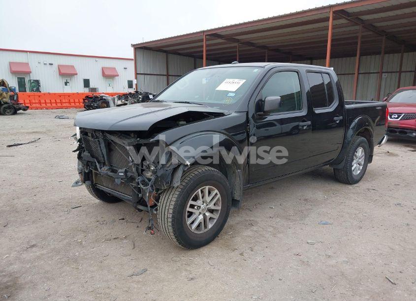 Photo 2 of 2018 Nissan Frontier SV (VIN 1N6DD0ER7JN754608)