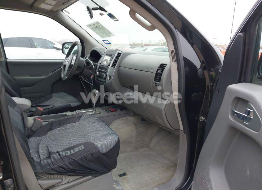 Photo 5 of 2018 Nissan Frontier SV (VIN 1N6DD0ER7JN754608)